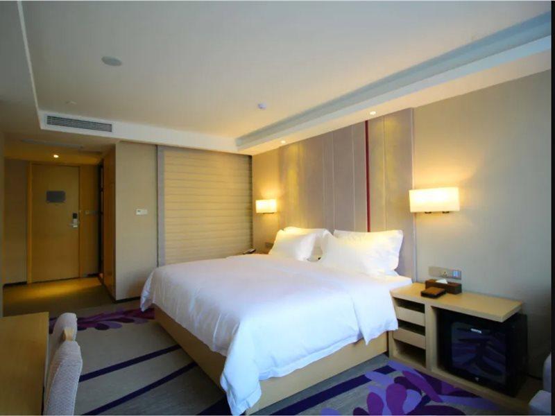 Lavande Hotel Jiujiang Xunyang Road Walking Street ภายนอก รูปภาพ