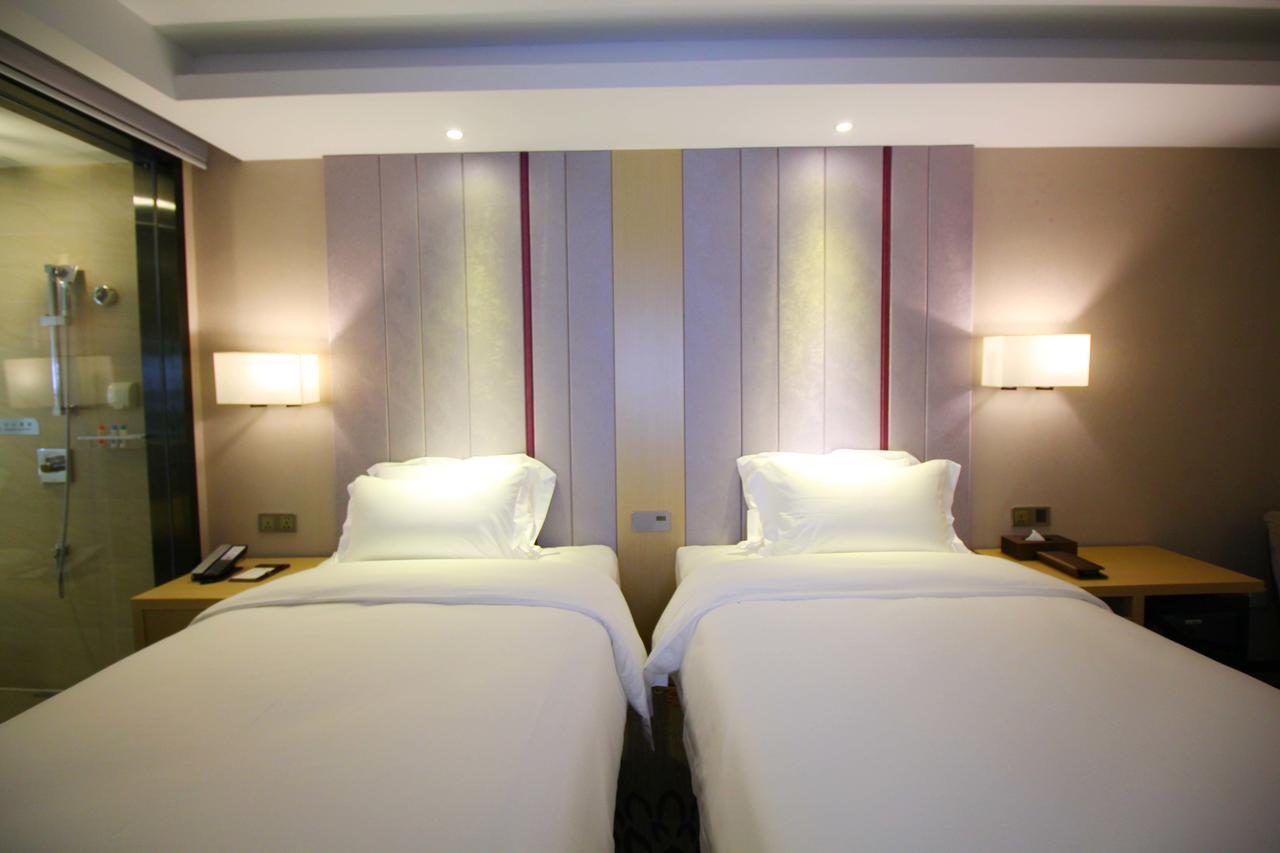 Lavande Hotel Jiujiang Xunyang Road Walking Street ภายนอก รูปภาพ